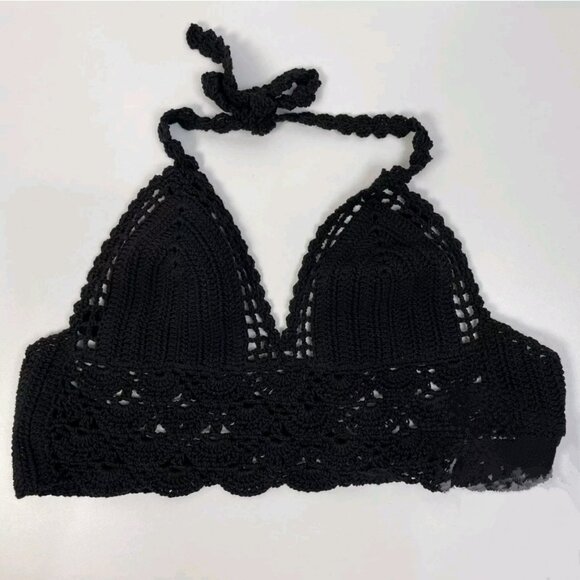 LA Hearts - Women’s Black Crochet Crop Halter Crop Top - Picture 6 of 6